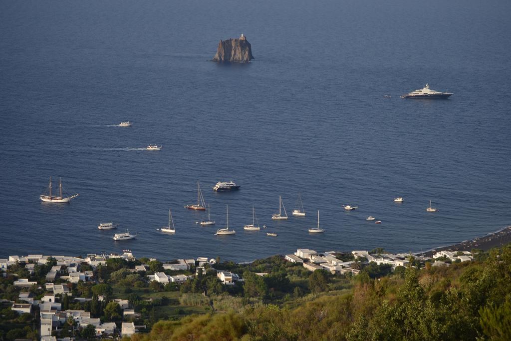 Schicciolina Villa Stromboli Buitenkant foto
